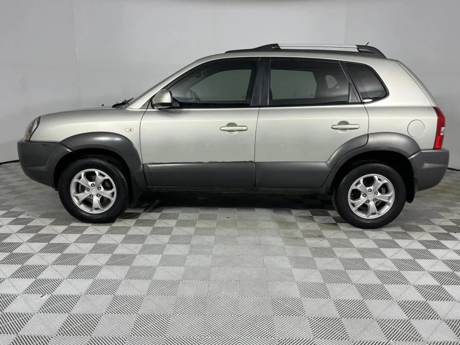 Used 2010 Hyundai Tucson 2.0 GLS - WeBuyCars Silverlakes Used 2010 Hyundai Tucson 2.0 GLS - WeBuyCars Silverlakes