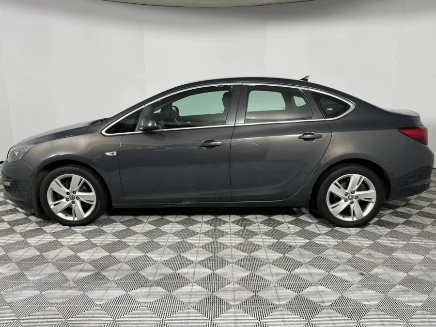 Used 2016 Opel Astra sedan 1.4 Turbo Enjoy auto - WeBuyCars Richmond