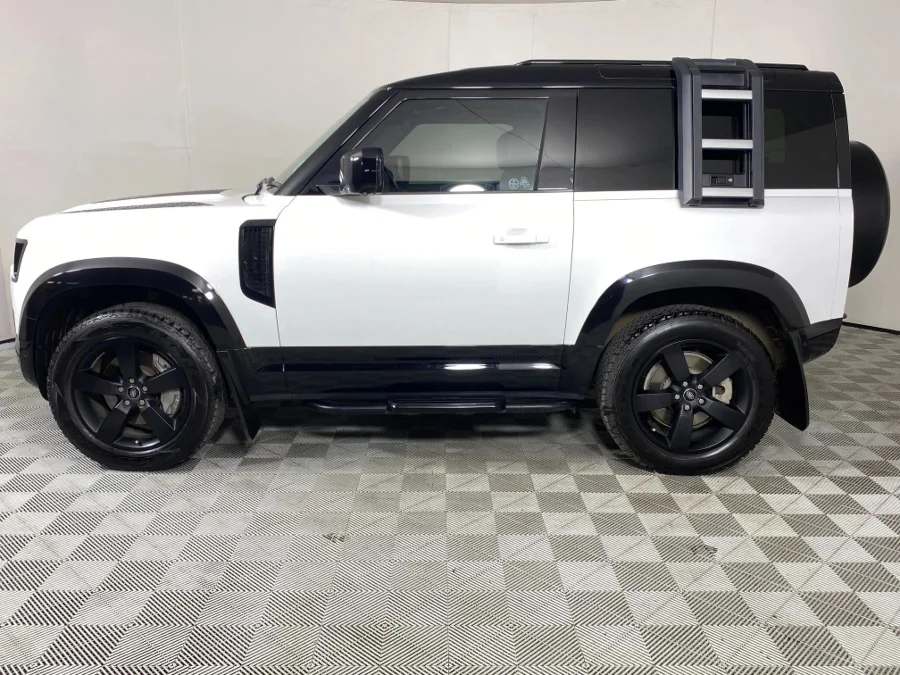 Used 2022 Land Rover Defender 90 P400 X-Dynamic HSE - WeBuyCars The Dome
