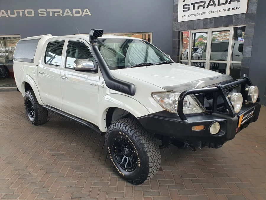 Used 2010 Toyota Hilux V6 4.0 double cab 4x4 Raider Legend 40 - Auto Strada Gezina Used 2010 Toyota Hilux V6 4.0 double cab 4x4 Raider Legend 40 - Auto Strada Gezina