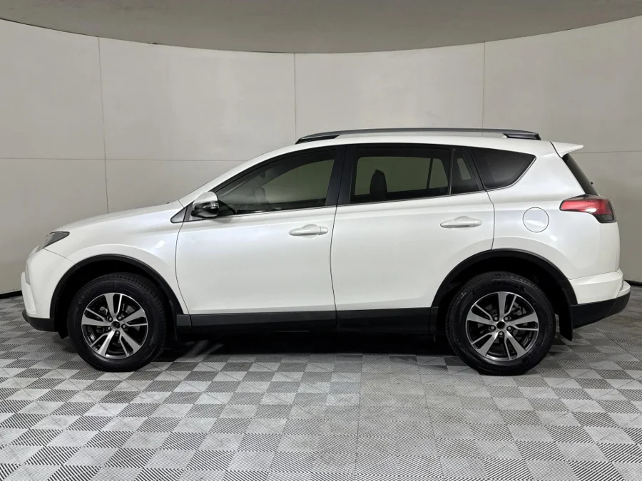 Used 2018 Toyota RAV4 2.0 GX - WeBuyCars Midstream