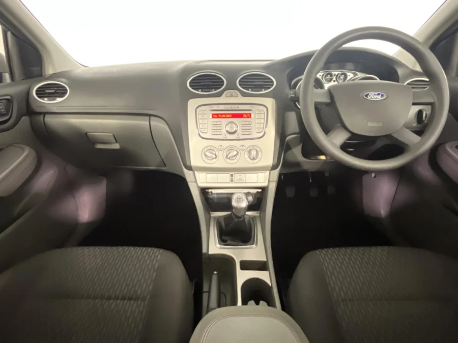 Used 2011 Ford Focus 2.0 sedan Trend - WeBuyCars Silverlakes Used 2011 Ford Focus 2.0 sedan Trend - WeBuyCars Silverlakes