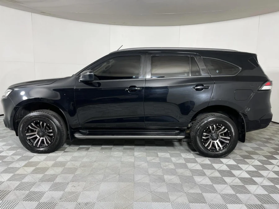 Used 2022 Isuzu mu-X 3.0TD LS 4x4 - WeBuyCars The Dome Used 2022 Isuzu mu-X 3.0TD LS 4x4 - WeBuyCars The Dome
