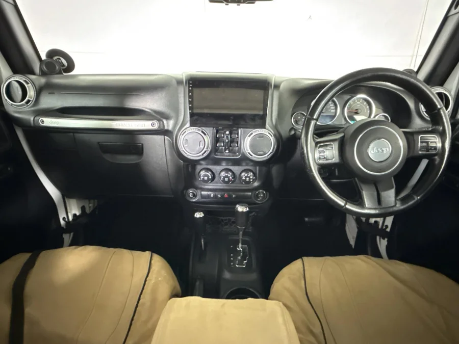 Used 2013 Jeep Wrangler Unlimited 3.6L Rubicon X - WeBuyCars Midstream Used 2013 Jeep Wrangler Unlimited 3.6L Rubicon X - WeBuyCars Midstream