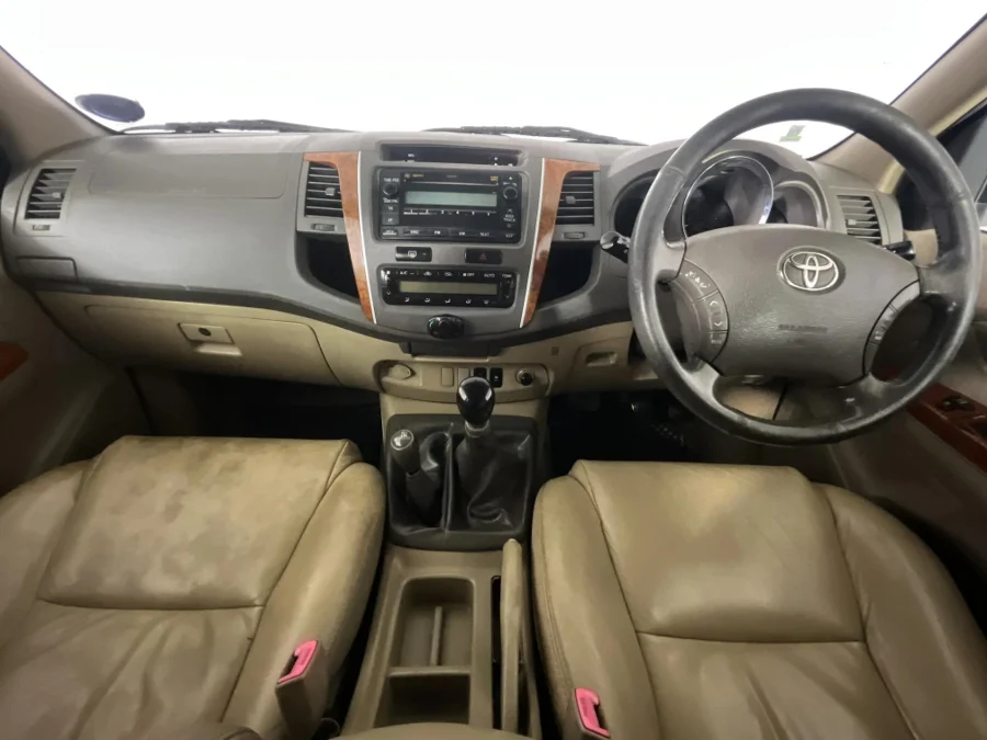 Used 2010 Toyota Fortuner 3.0D-4D 4x4 - WeBuyCars Germiston Used 2010 Toyota Fortuner 3.0D-4D 4x4 - WeBuyCars Germiston