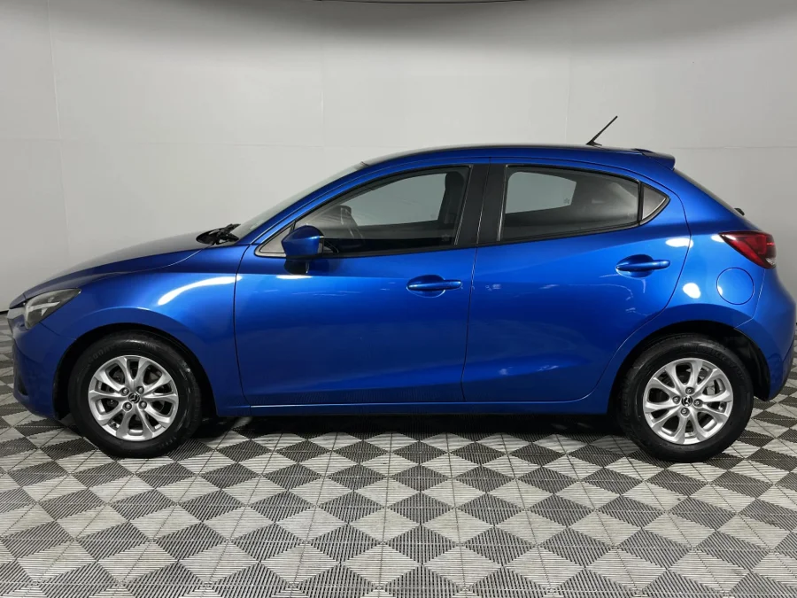 Used 2015 Mazda Mazda2 1.5 Dynamic auto - WeBuyCars Richmond Used 2015 Mazda Mazda2 1.5 Dynamic auto - WeBuyCars Richmond