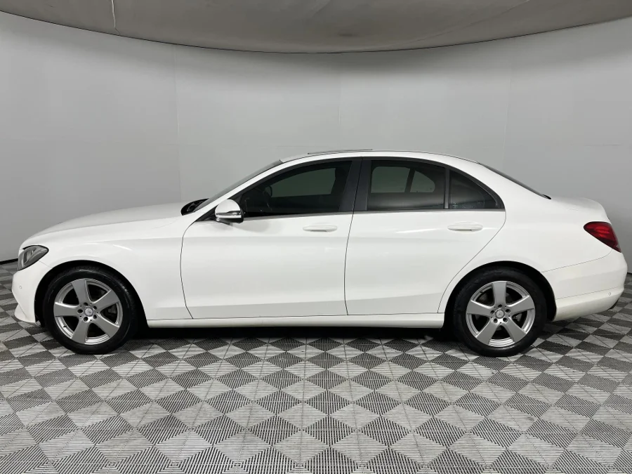 Used 2015 Mercedes-Benz C-Class C180 auto - WeBuyCars Epping Used 2015 Mercedes-Benz C-Class C180 auto - WeBuyCars Epping