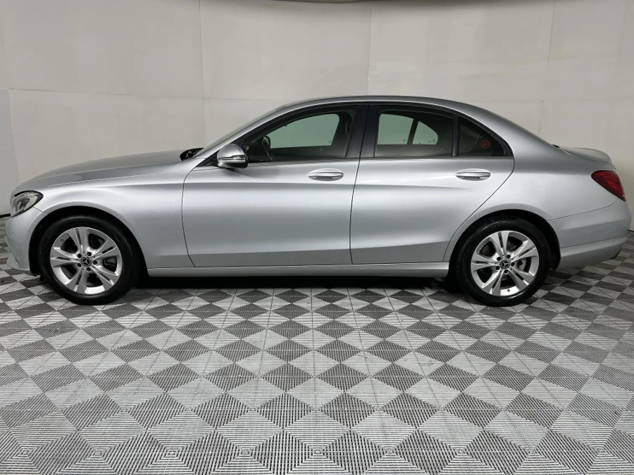 Used 2017 Mercedes-Benz C-Class C180 auto - WeBuyCars Richmond Used 2017 Mercedes-Benz C-Class C180 auto - WeBuyCars Richmond