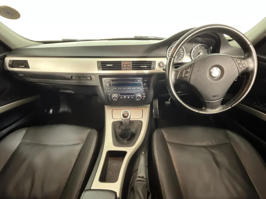 Used 2010 BMW 3 Series 320i Innovations - WeBuyCars The Dome