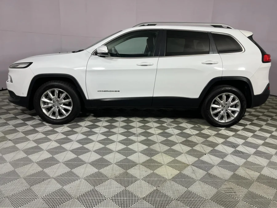 Used 2014 Jeep Cherokee 3.2L 4x4 Limited 75th Anniversary Edition - WeBuyCars Brackenfell Cape Town Used 2014 Jeep Cherokee 3.2L 4x4 Limited 75th Anniversary Edition - WeBuyCars Brackenfell Cape Town