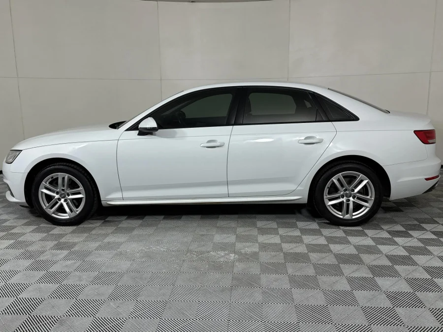 Used 2018 Audi A4 35TFSI sport S line sports - WeBuyCars Midstream