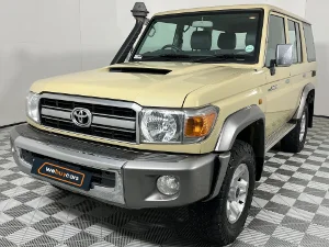 Used 2017 Toyota Land Cruiser 76 4.5D-4D V8 station wagon LX