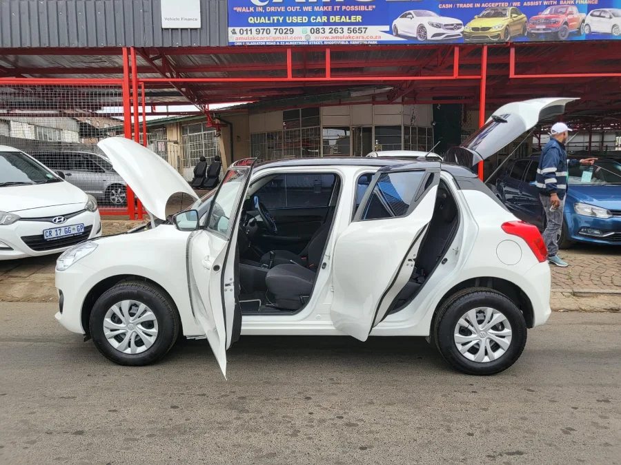 Used 2022 Suzuki Swift 1.2 GA - Amulak Cars