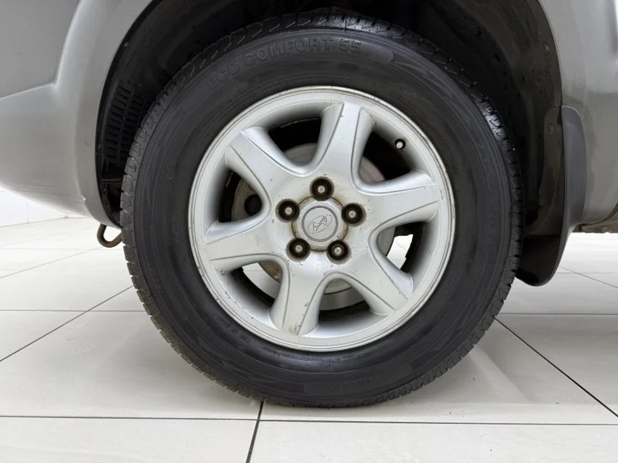 Used 2005 Hyundai Tucson 2.0 GLS - Kilokor Motors Used 2005 Hyundai Tucson 2.0 GLS - Kilokor Motors