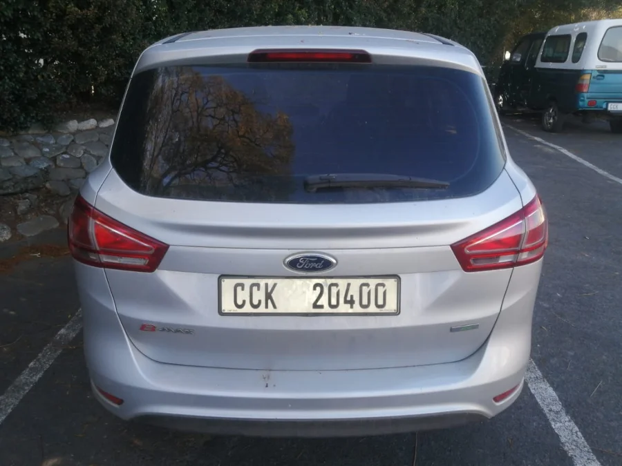 New 2016 Ford B-Max 1.0T Titanium - Private Seller New 2016 Ford B-Max 1.0T Titanium - Private Seller