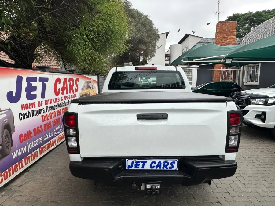 Used 2018 Isuzu KB 250D-Teq double cab LE - Jet Cars Used 2018 Isuzu KB 250D-Teq double cab LE - Jet Cars