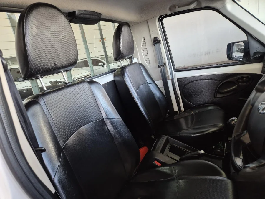 Used 2023 Mahindra Pik Up 2.2CRDe single cab dropside S4 - Soweto Toyota