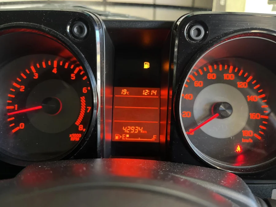 Used 2021 Suzuki Jimny 1.5 GLX AllGrip 3-door manual - WeBuyCars JHB South Used 2021 Suzuki Jimny 1.5 GLX AllGrip 3-door manual - WeBuyCars JHB South