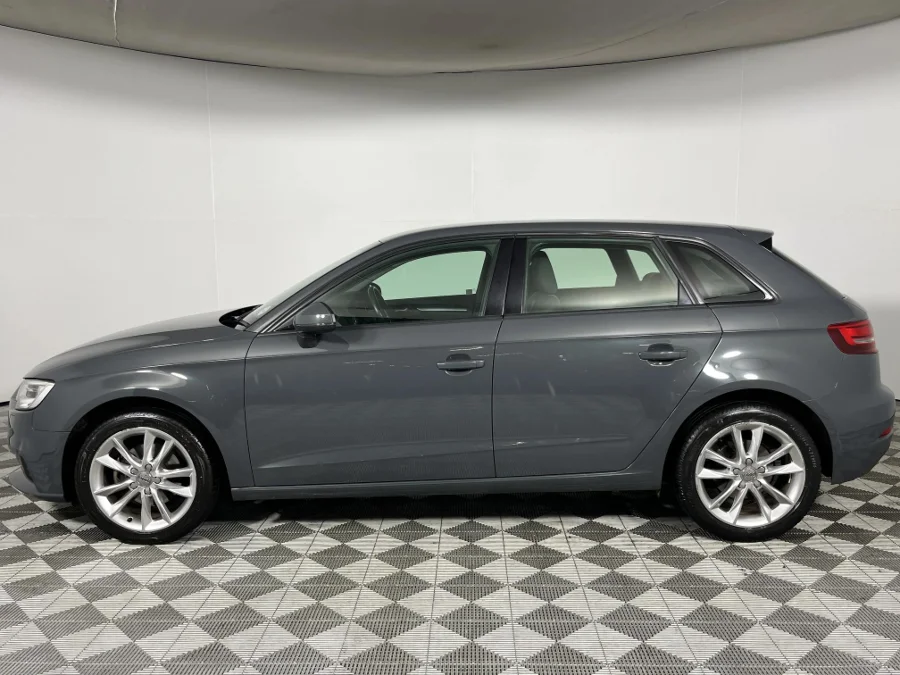 Used 2018 Audi A3 Sportback 30TFSI S line - WeBuyCars Midstream Used 2018 Audi A3 Sportback 30TFSI S line - WeBuyCars Midstream
