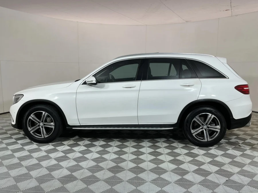Used 2016 Mercedes-Benz GLC 300 4Matic - WeBuyCars JHB South Used 2016 Mercedes-Benz GLC 300 4Matic - WeBuyCars JHB South
