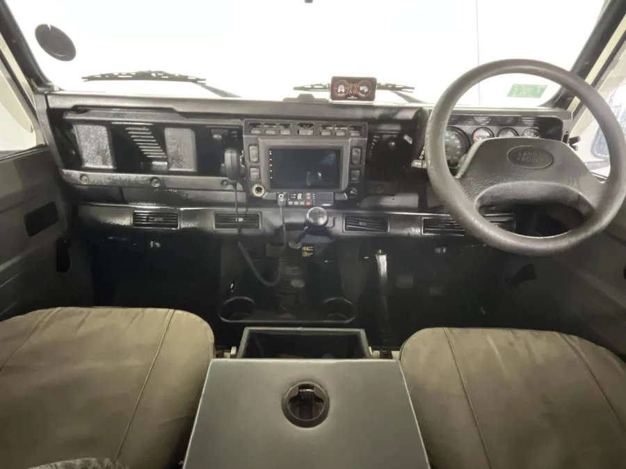 Used 2002 Land Rover Defender 110 2.5 Td5 County - WeBuyCars Richmond Used 2002 Land Rover Defender 110 2.5 Td5 County - WeBuyCars Richmond