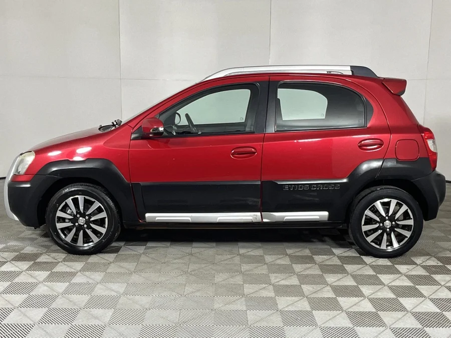 Used 2017 Toyota Etios Cross 1.5 Xs - WeBuyCars Polokwane
