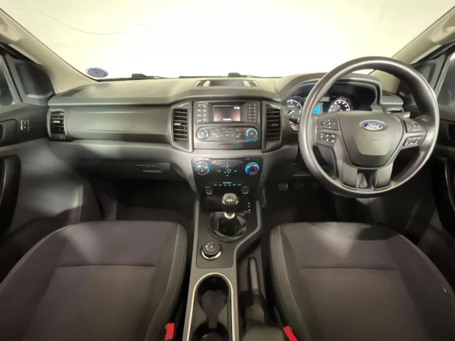 Used 2017 Ford Everest 2.2TDCi 4WD XLS - WeBuyCars Germiston Used 2017 Ford Everest 2.2TDCi 4WD XLS - WeBuyCars Germiston