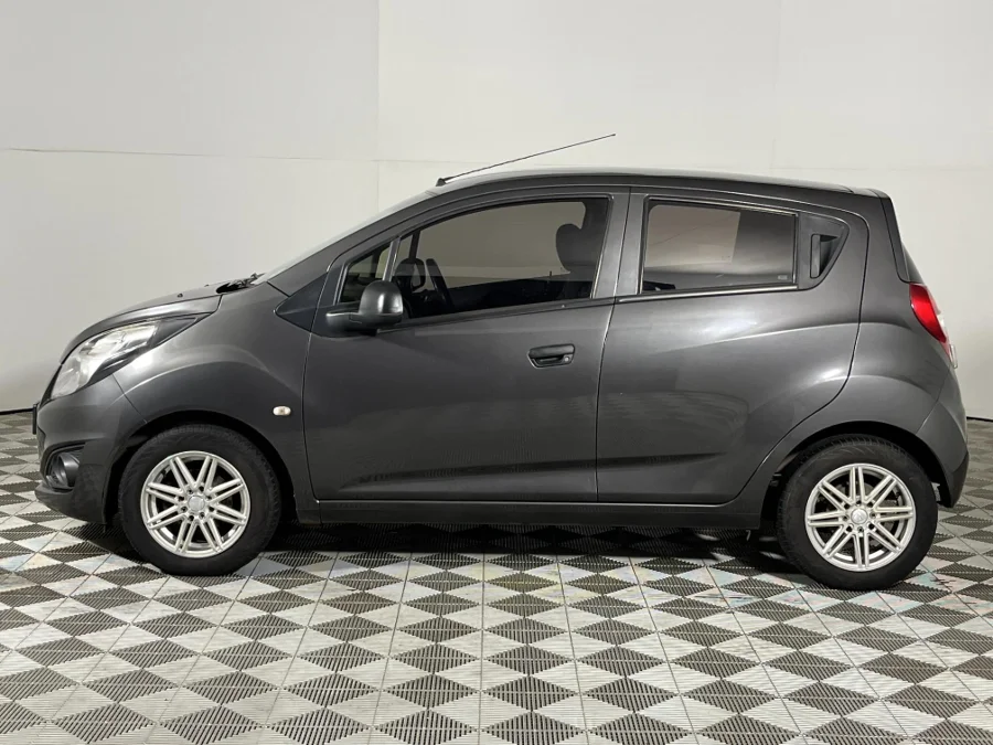 Used 2014 Chevrolet Spark 1.2 Campus - WeBuyCars Germiston
