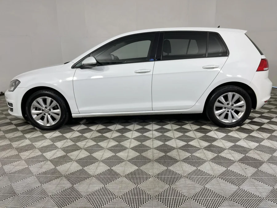 Used 2017 Volkswagen Golf 1.4TSI Comfortline - WeBuyCars George Used 2017 Volkswagen Golf 1.4TSI Comfortline - WeBuyCars George
