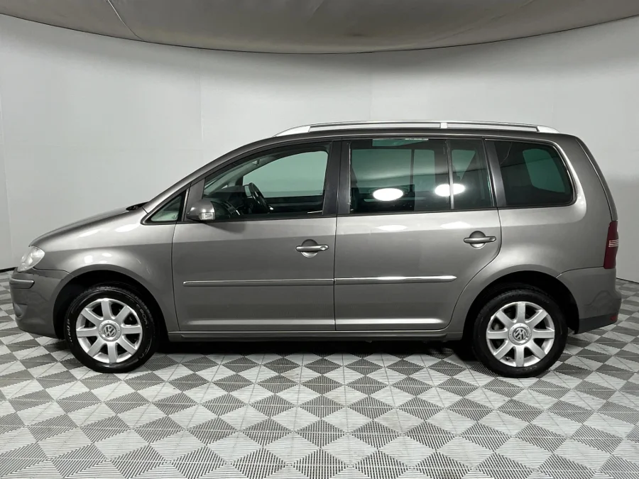 Used 2008 Volkswagen Touran 2.0TDI Highline auto - WeBuyCars Richmond Used 2008 Volkswagen Touran 2.0TDI Highline auto - WeBuyCars Richmond
