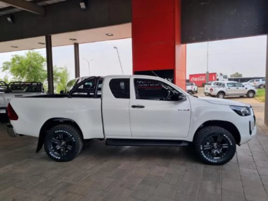 Used 2021 Toyota Hilux 2.8GD-6 Xtra cab Raider - Khensani Imports And Exports Used 2021 Toyota Hilux 2.8GD-6 Xtra cab Raider - Khensani Imports And Exports