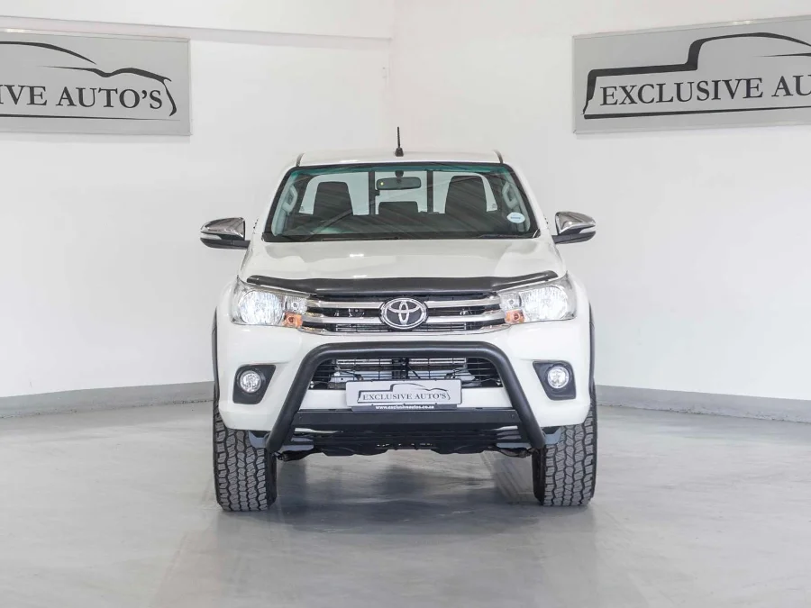 Used 2017 Toyota Hilux 2.8GD-6 double cab Raider Dakar - Exclusive Auto Used 2017 Toyota Hilux 2.8GD-6 double cab Raider Dakar - Exclusive Auto