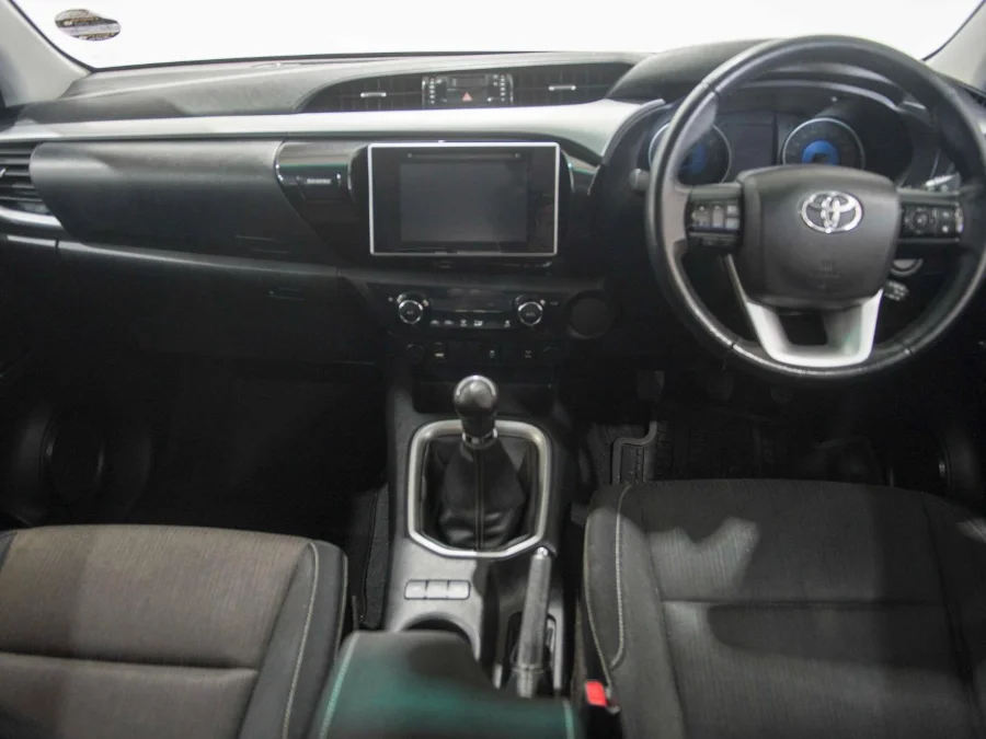 Used 2017 Toyota Hilux 2.8GD-6 double cab Raider Dakar - Exclusive Auto Used 2017 Toyota Hilux 2.8GD-6 double cab Raider Dakar - Exclusive Auto