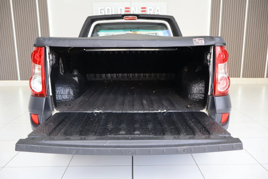 Used 2023 Nissan NP200 1.6i Stealth - Golden Era Motors
