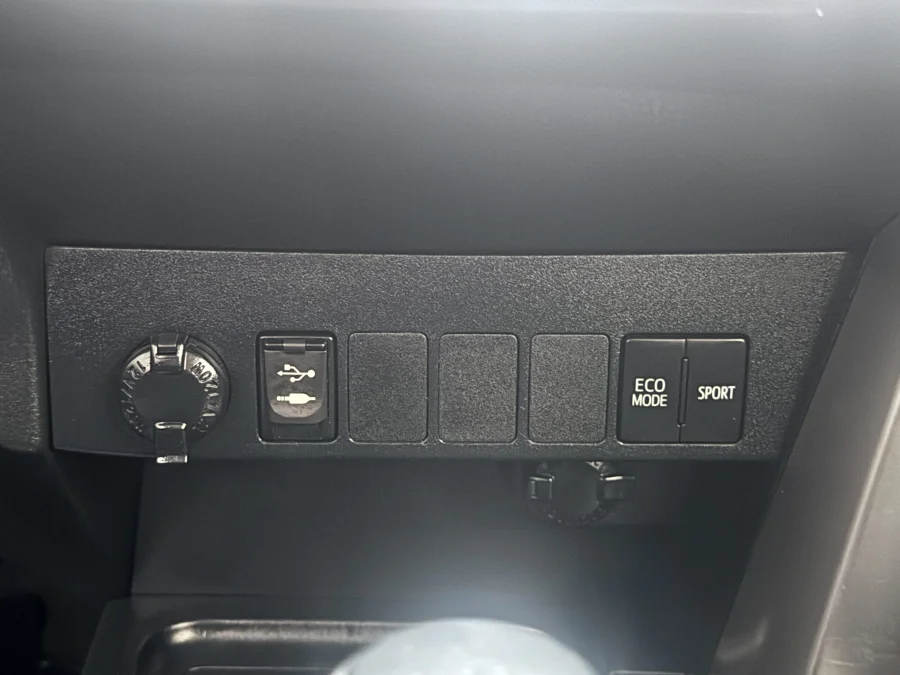 Used 2016 Toyota RAV4 2.0 GX auto - We Sell Bakkies Used 2016 Toyota RAV4 2.0 GX auto - We Sell Bakkies