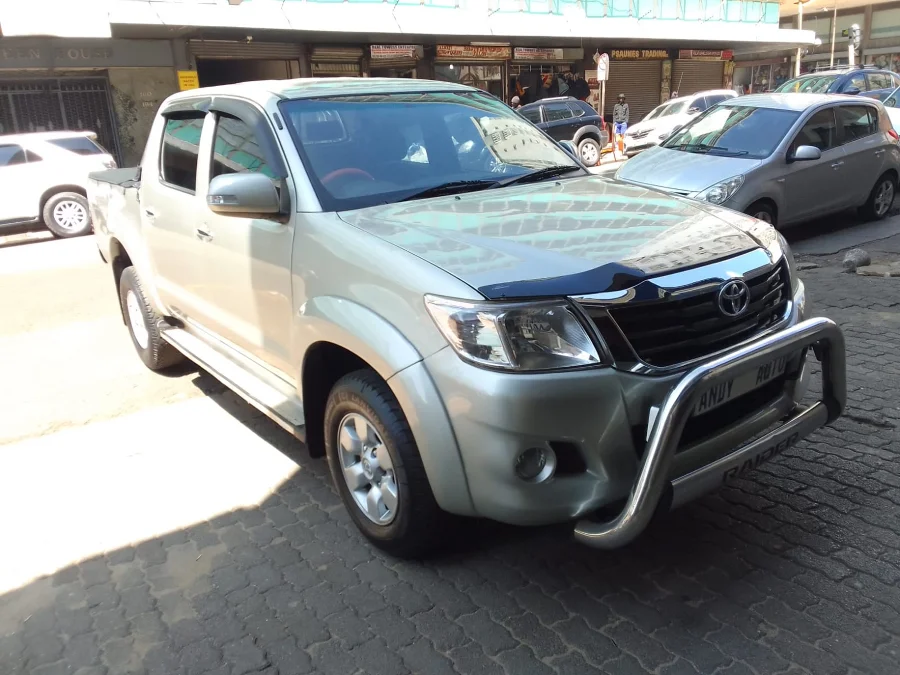 Used 2007 Toyota Hilux 2.7 double cab Raider - Andy Auto Used 2007 Toyota Hilux 2.7 double cab Raider - Andy Auto