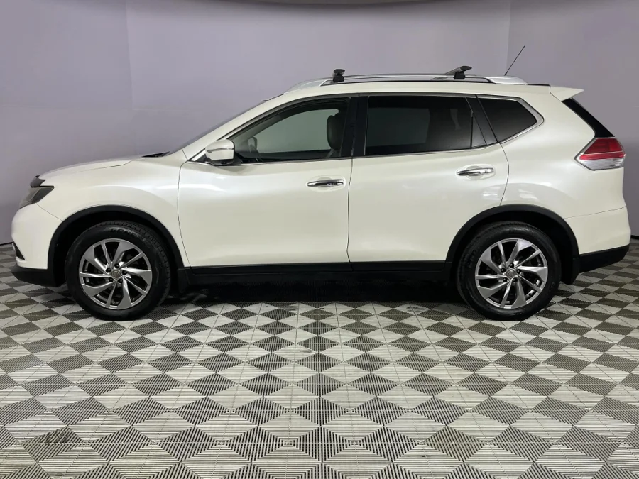 Used 2015 Nissan X-Trail 2.5 4x4 SE - WeBuyCars Durban Used 2015 Nissan X-Trail 2.5 4x4 SE - WeBuyCars Durban