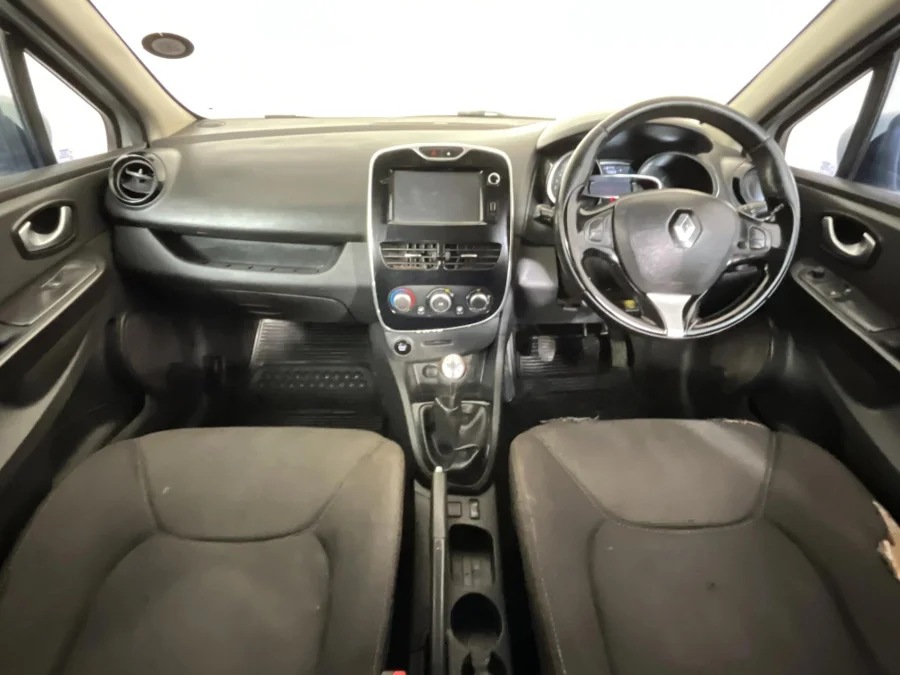 Used 2016 Renault Clio 66kW turbo Expression - WeBuyCars JHB South Used 2016 Renault Clio 66kW turbo Expression - WeBuyCars JHB South