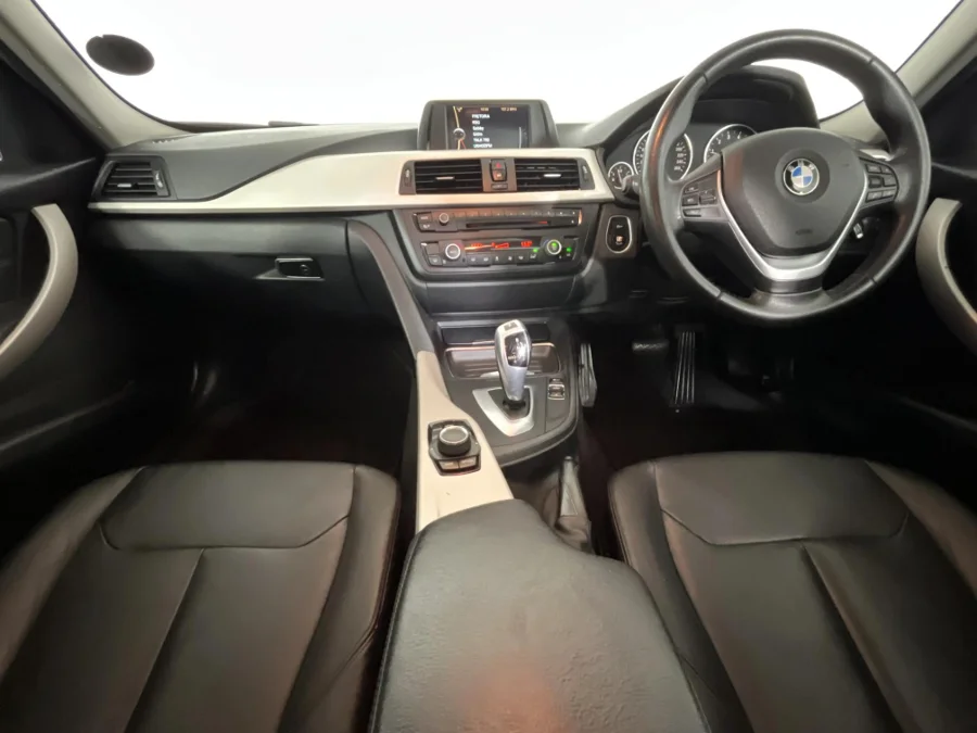 Used 2014 BMW 3 Series 320i sports-auto - WeBuyCars Silverlakes Used 2014 BMW 3 Series 320i sports-auto - WeBuyCars Silverlakes