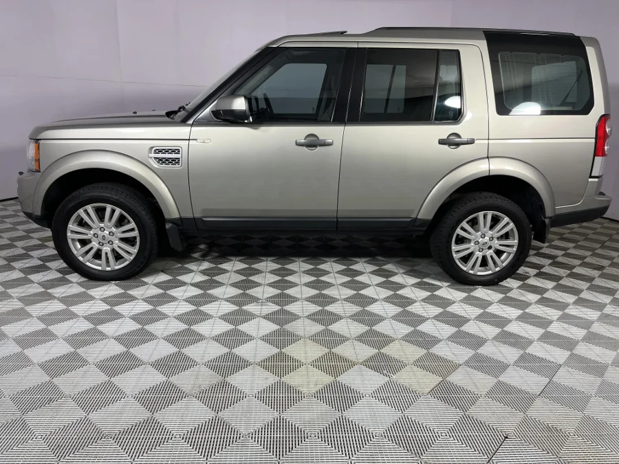 Used 2012 Land Rover Discovery SDV6 SE - WeBuyCars Epping Used 2012 Land Rover Discovery SDV6 SE - WeBuyCars Epping