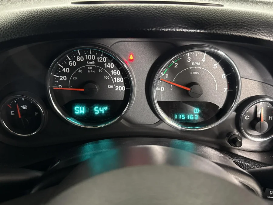 Used 2013 Jeep Wrangler 3.6L Rubicon X - WeBuyCars Midstream