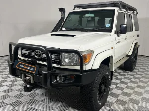 Used 2015 Toyota Land Cruiser 76 4.5D-4D V8 station wagon LX