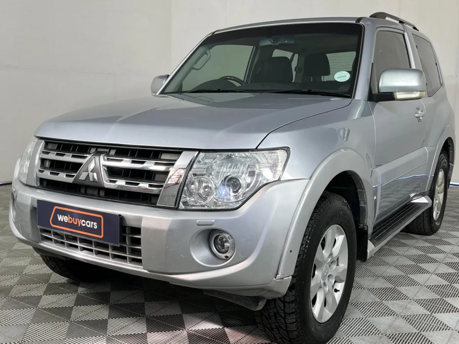 Used 2012 Mitsubishi Pajero 3-door 3.8 GLS - WeBuyCars Richmond Used 2012 Mitsubishi Pajero 3-door 3.8 GLS - WeBuyCars Richmond