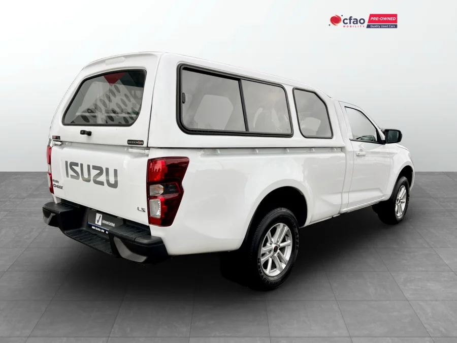 Used 2024 Isuzu D-Max 1.9TD single cab LS manual - CFAO Mobility Toyota Carnival