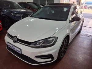 New 2020 Volkswagen Golf 1.4TSI Comfortline R-Line
