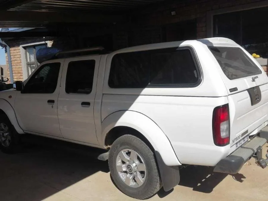Used 2019 Nissan NP300 Hardbody 2.5TDi double cab - Khensani Imports And Exports