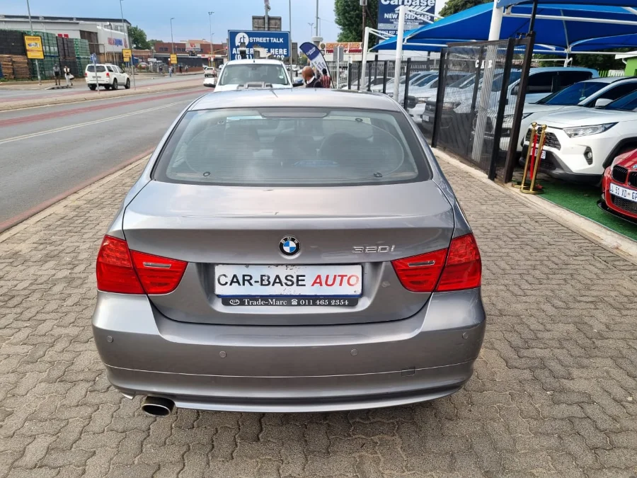 Used 2013 BMW 3 Series 320i auto - Carbase Auto Used 2013 BMW 3 Series 320i auto - Carbase Auto