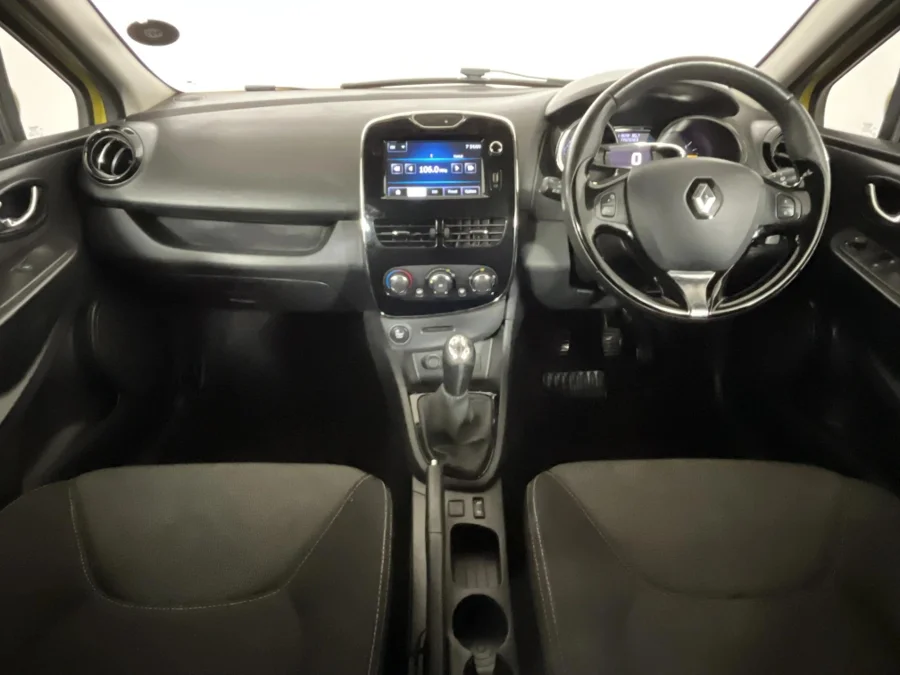 Used 2013 Renault Clio 66kW turbo Dynamique - WeBuyCars Silverlakes Used 2013 Renault Clio 66kW turbo Dynamique - WeBuyCars Silverlakes