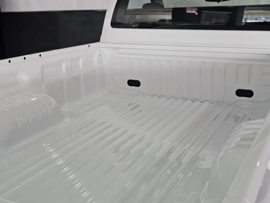 New 2025 Isuzu D-Max 250 Fleetside dropside safety - Jeremiahs Auto