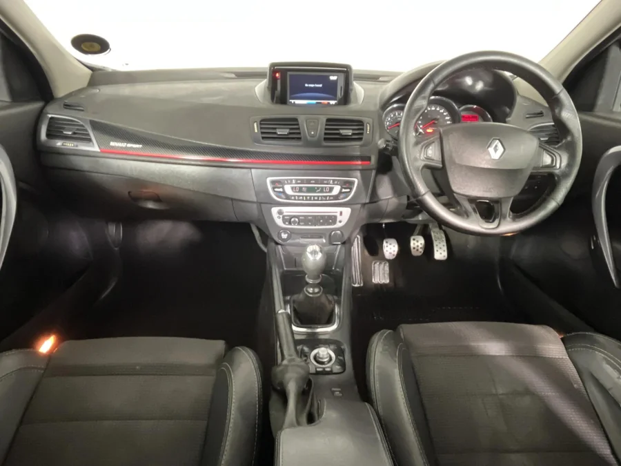 Used 2014 Renault Megane hatch 162kW turbo GT - WeBuyCars Silverlakes Used 2014 Renault Megane hatch 162kW turbo GT - WeBuyCars Silverlakes